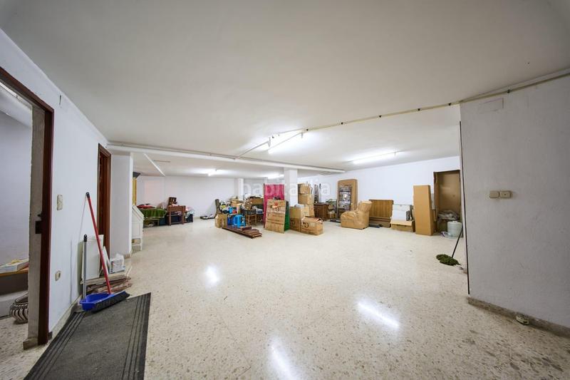 Foto 76694d18-b88d-417f-9c38-af0880a7343e. Edificio  venta centro en Albolote