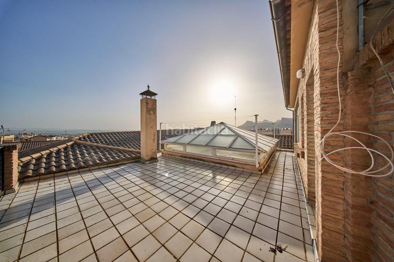 Foto 90c12563-1155-467c-9d70-a5c5e6e9b600. Edificio  venta centro en Albolote