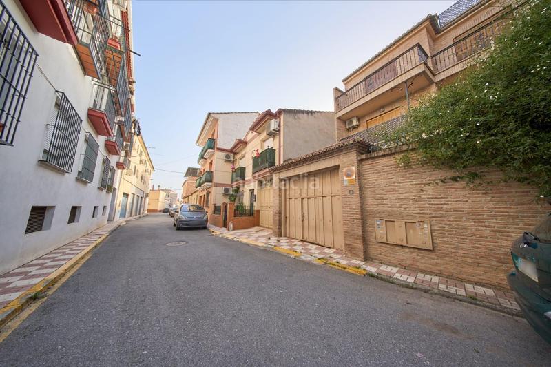 Foto b1c232a3-f306-4055-b5e1-a01ce18e0cc3. Edificio  venta centro en Albolote