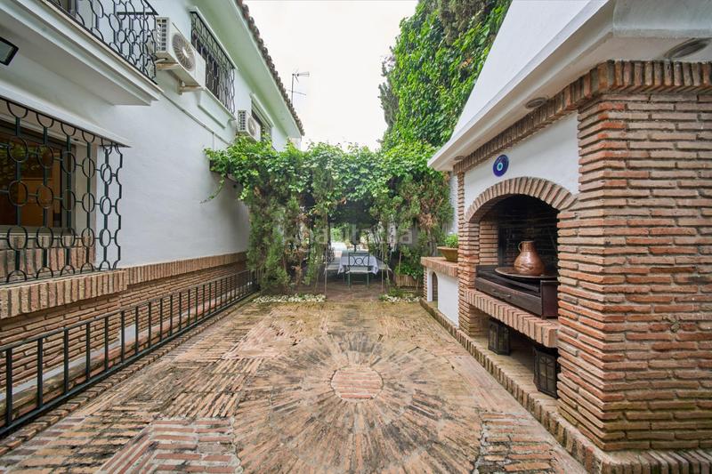 Foto 2cfca50b-1350-49b9-94e5-c1ae46728e2d. Xalet amb calefacció aparcament piscina a Los Monteros Marbella