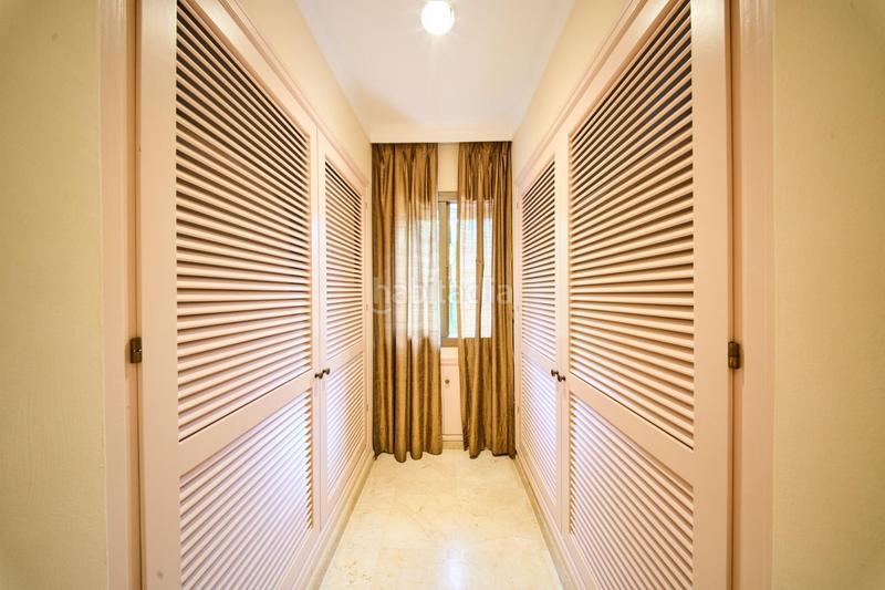 Foto 3347ab76-afcf-49c5-9ed9-bda3a61c8c11. Xalet amb calefacció aparcament piscina a Los Monteros Marbella