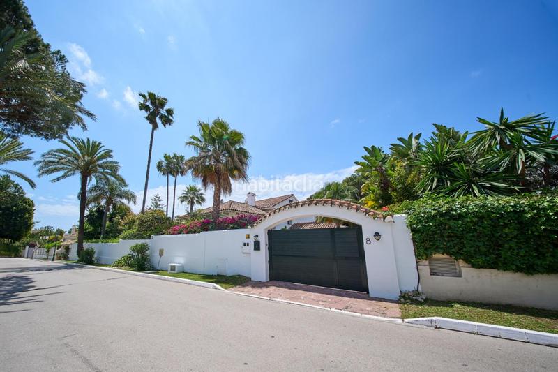 Foto 6e21f72a-2f24-46bc-b593-95e30d998146. Xalet amb calefacció aparcament piscina a Los Monteros Marbella