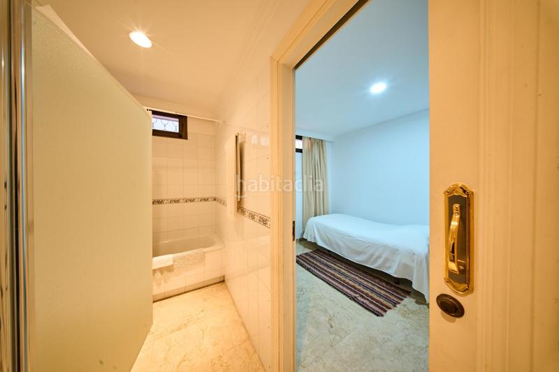 Foto 82e0f36c-44bf-4518-8e2b-dafd1d89f0b8. Xalet amb calefacció aparcament piscina a Los Monteros Marbella