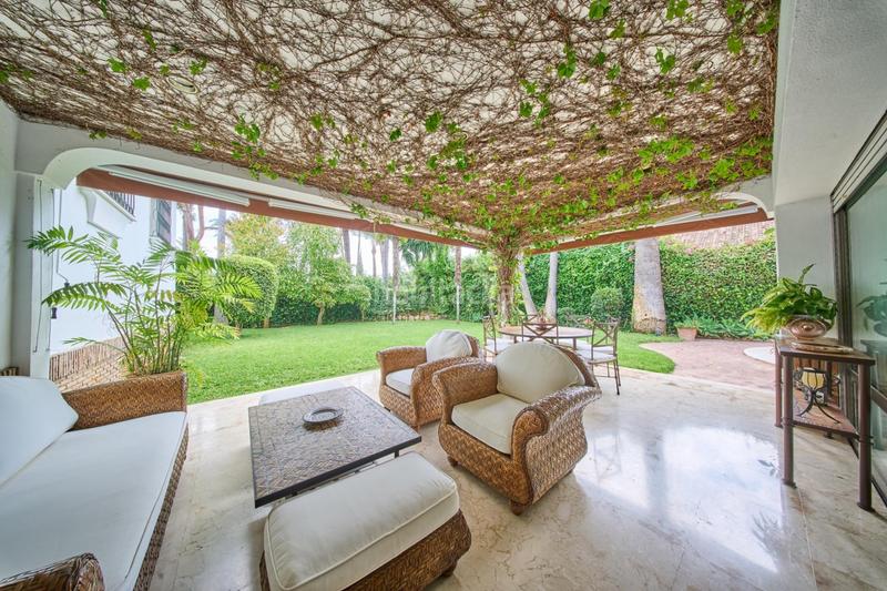 Foto a6d63d2d-349a-4ec2-947e-043ca602a3c9. Xalet amb calefacció aparcament piscina a Los Monteros Marbella