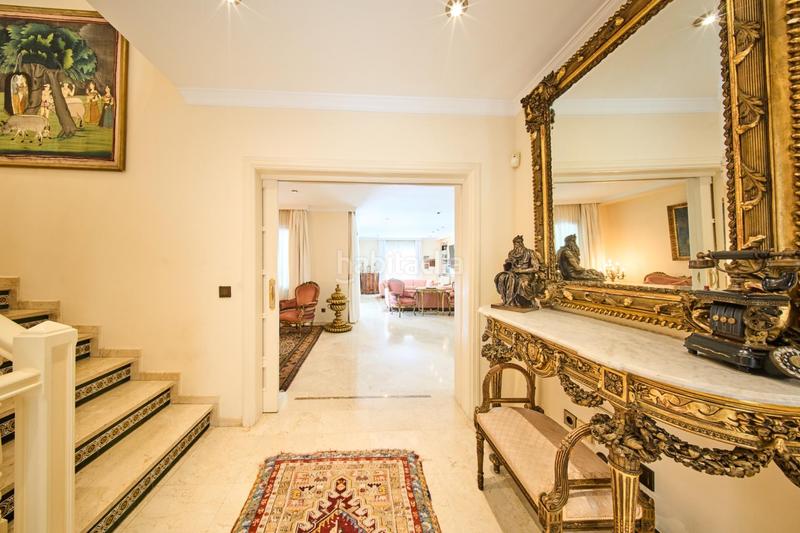 Foto d66e383f-5d5f-48ae-8661-ad0548ccc8e2. Xalet amb calefacció aparcament piscina a Los Monteros Marbella