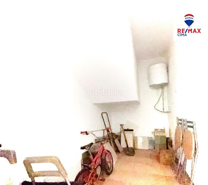 Foto 1066aac6-8459-4546-9d86-850b1481a513. Casa adossada amb aparcament a Zújar