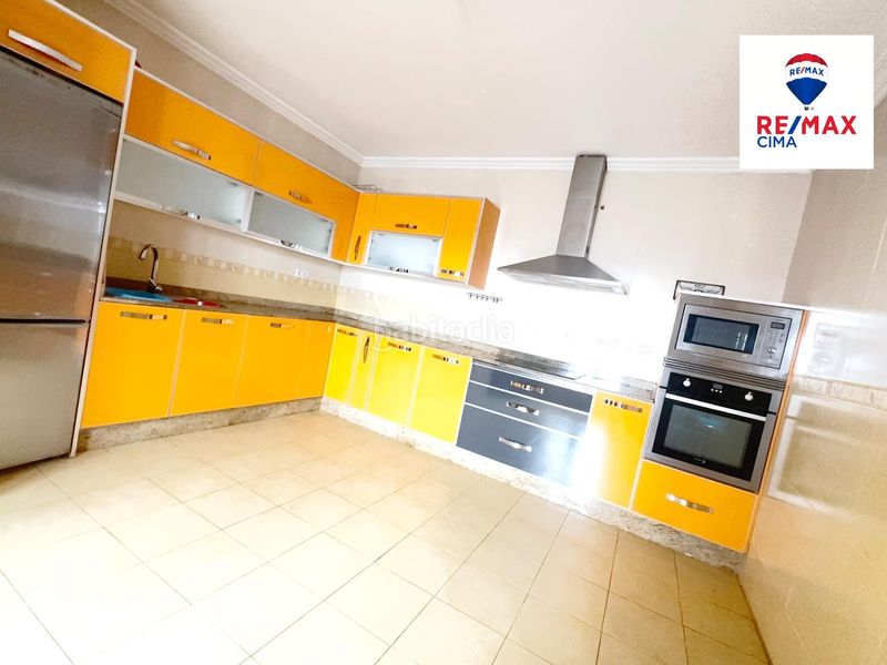 Foto 1fc231f6-74c3-4339-a42d-819052b507ff. Casa adossada amb aparcament a Zújar