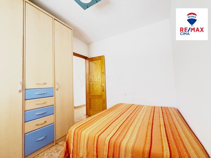 Foto 3995f72c-51fb-4fd9-adc2-20fe6ec5743e. Casa adossada amb aparcament a Zújar