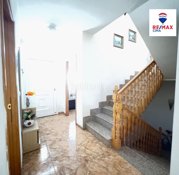 Foto 6a75d9b4-c6c5-46ba-9205-e60c78345eb5. Casa adossada amb aparcament a Zújar