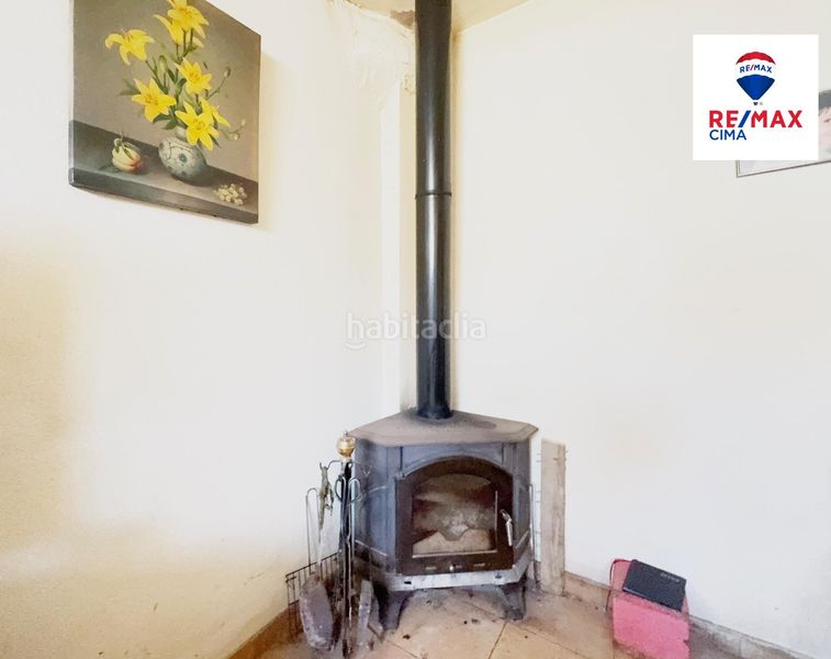 Foto 86f5d184-ff4d-4fec-a45c-6f7378740d17. Casa adossada amb aparcament a Zújar