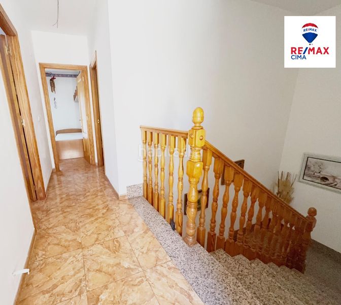 Foto 8ed6e149-38c1-4ed7-a4a7-d0033991c1d4. Casa adossada amb aparcament a Zújar