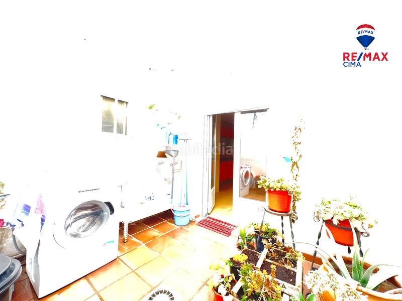 Foto 9085639e-4b7b-4f17-8b13-12b017363277. Casa adossada amb aparcament a Zújar