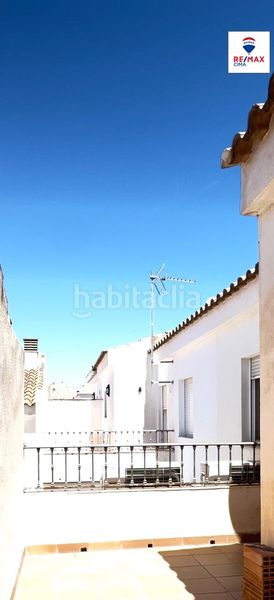 Foto c5166c86-c3ce-4317-a559-c34b679c3d46. Casa adossada amb aparcament a Zújar