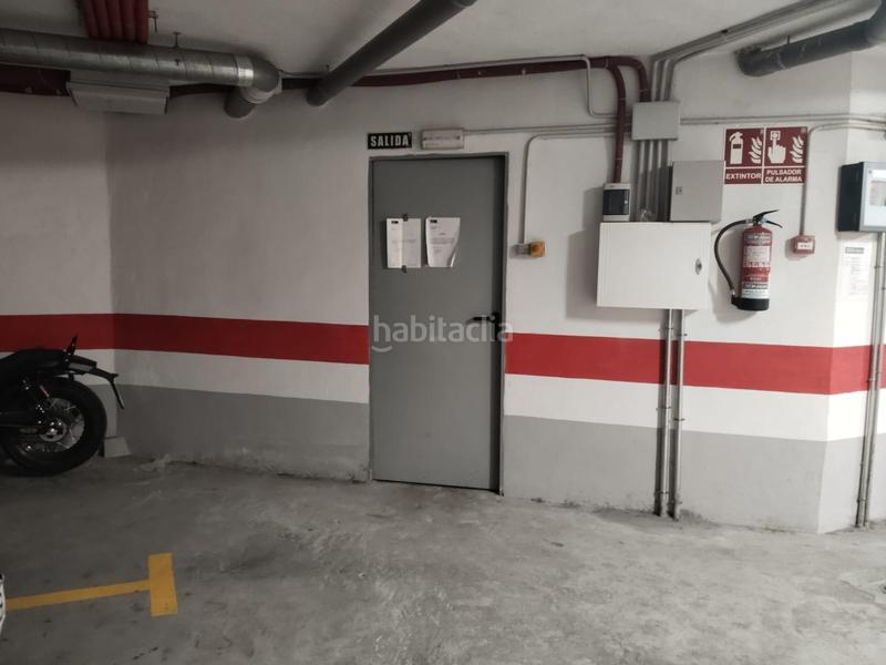 Foto f38baae5-6378-4ce8-80e6-e39a516a249c. Autoparkplatz in San Matías - Realejo Granada