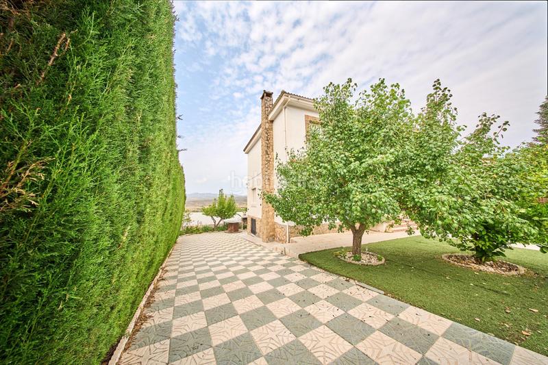 Foto 25e8c93b-5d26-46a3-9a57-e75b943ae5e8. Xalet a ur el puntal - c-2 109 a Padul