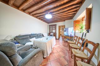Casa  Guillen. Gran casa con múltiples posibilidades en el corazón de alhama de