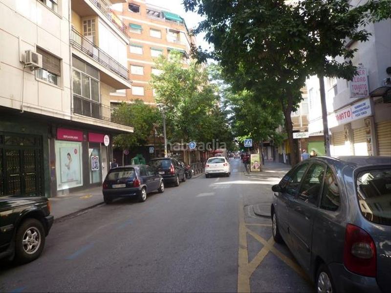 Foto bea183b8-dca7-4eec-b831-ab777fd8cbfa. Miete geschäftsraum in calle calle de pedro antonio de alarcón 79 in Granada