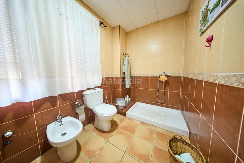Foto dd28131b-0357-47a2-9d43-eee8870db79c. Xalet amb calefacció aparcament piscina a Deifontes