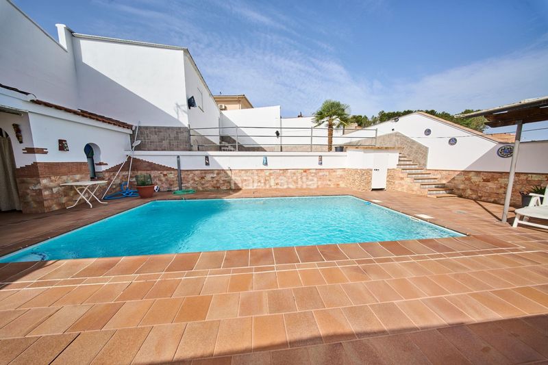 Foto fde3cfc3-22e0-4890-b3bc-80bb17340826. Xalet amb calefacció aparcament piscina a Deifontes