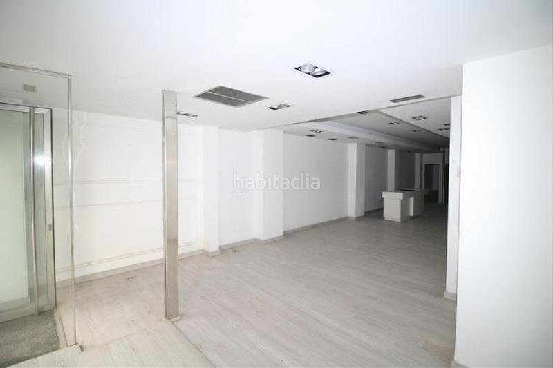 Foto 70ee9a47-9870-44f8-9d9b-acd2391601b4. Lloguer local comercial a calle calle recogidas 41 a Granada