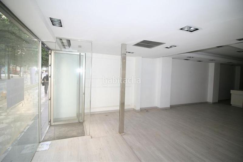 Foto ae4b41eb-cce7-4fb4-b238-8cafd640253b. Lloguer local comercial a calle calle recogidas 41 a Granada