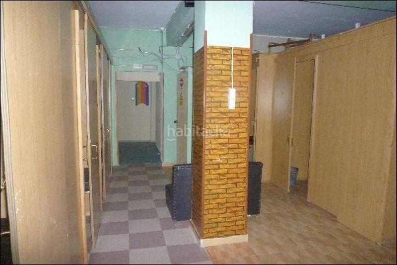 Foto 64a2a47a-5ad5-4ef2-b846-2bbe2f74b6d9. Location local commercial dans calle calle sol 21 dans Granada