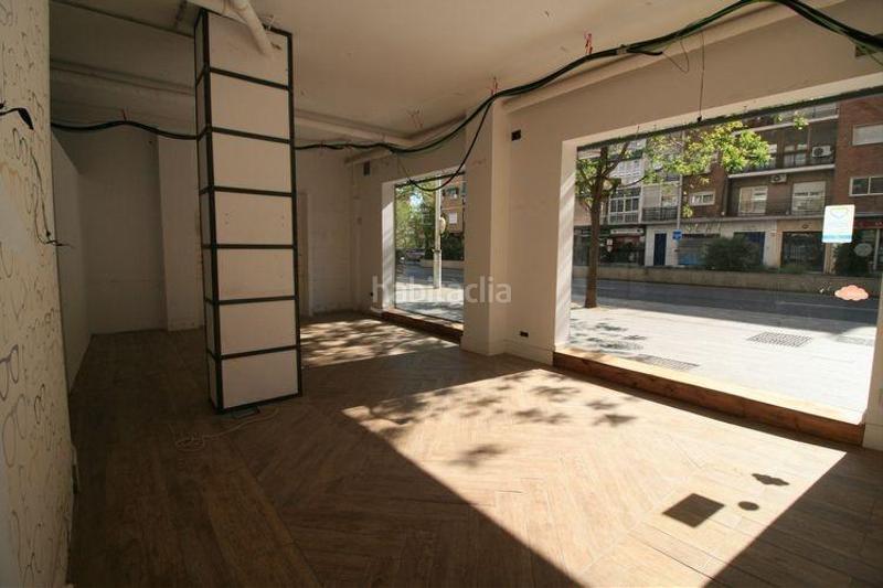 Foto 3dcca537-aa39-41df-ae8c-edbff912df6b. Rent business premise in camino camino de ronda 40 in Granada