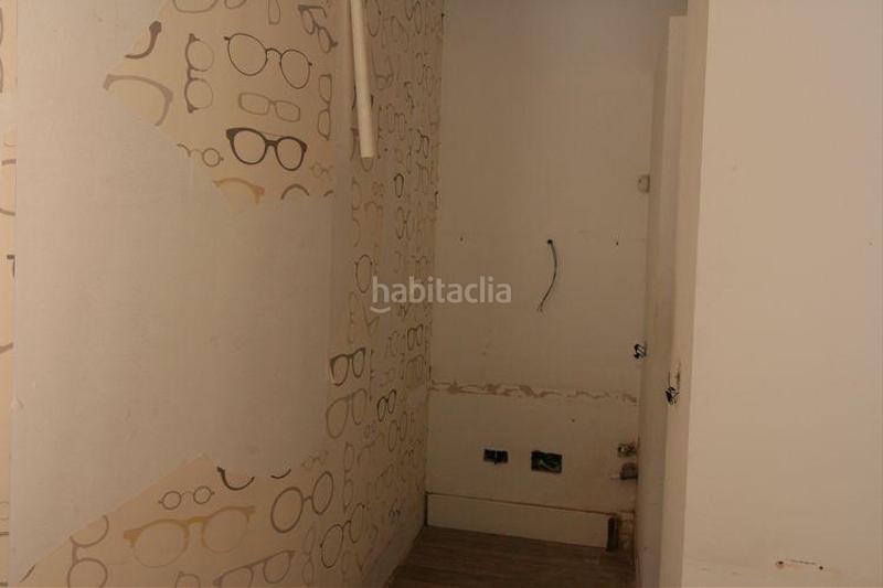 Foto 63c89279-a250-40ca-af5f-98178d8a006e. Rent business premise in camino camino de ronda 40 in Granada