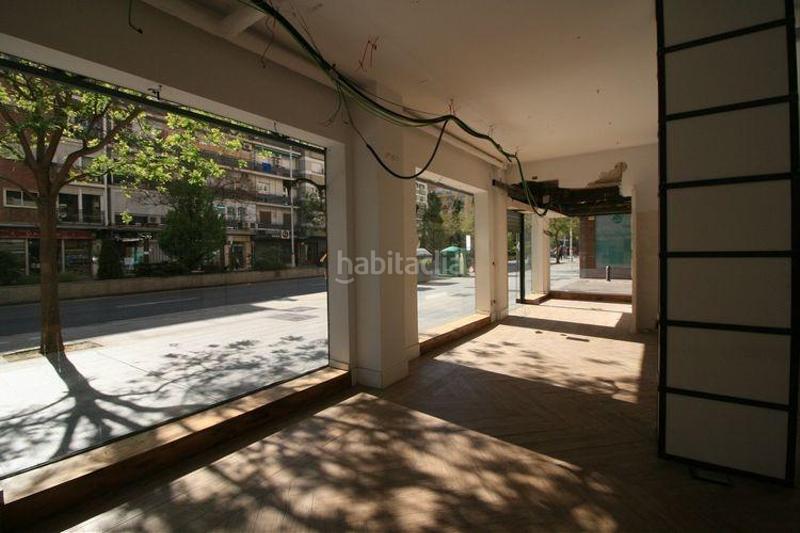 Foto 7cc1b3c5-fbb3-4f28-ae15-2e06be0c4d72. Rent business premise in camino camino de ronda 40 in Granada