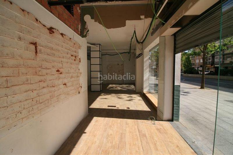 Foto b0a35ac7-5c4b-4042-820e-2e9a63ac8c3c. Rent business premise in camino camino de ronda 40 in Granada