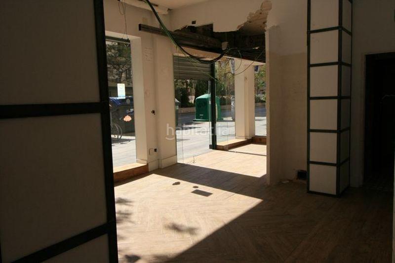 Foto fffa80a5-c7db-49d5-b17b-fb1f8fcd8930. Rent business premise in camino camino de ronda 40 in Granada