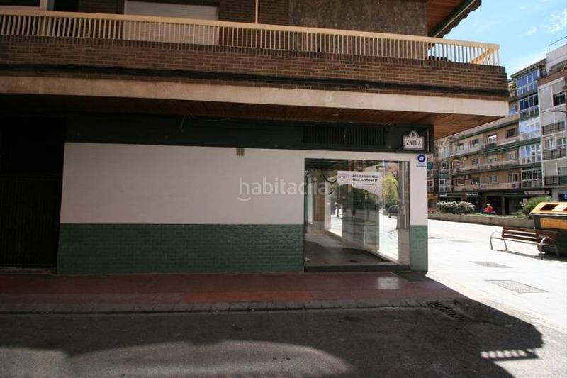 Foto 5114894a-7746-4b85-8573-ad05f3189d95. Affitto locale commerciale in camino camino de ronda 40 in Granada