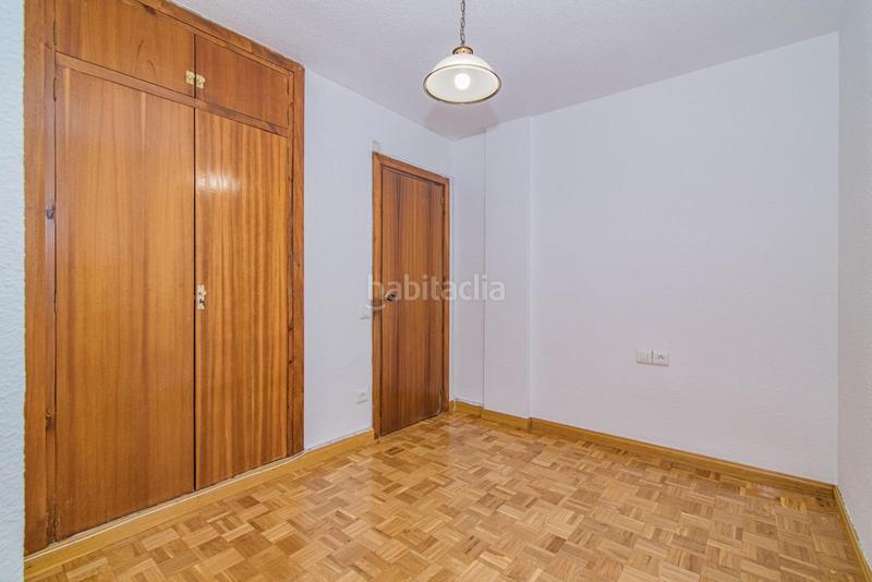 Foto 02706d29-1961-4501-8010-965153351b51. Alquiler piso  para estudiantes amueblado en la zona de alhamar, genil,camino de ronda, barrio figares en Granada