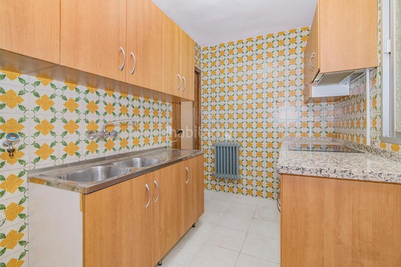 Foto a266b043-f0c9-4f51-ad53-f3a1dcb59d28. Alquiler piso  para estudiantes amueblado en la zona de alhamar, genil,camino de ronda, barrio figares en Granada