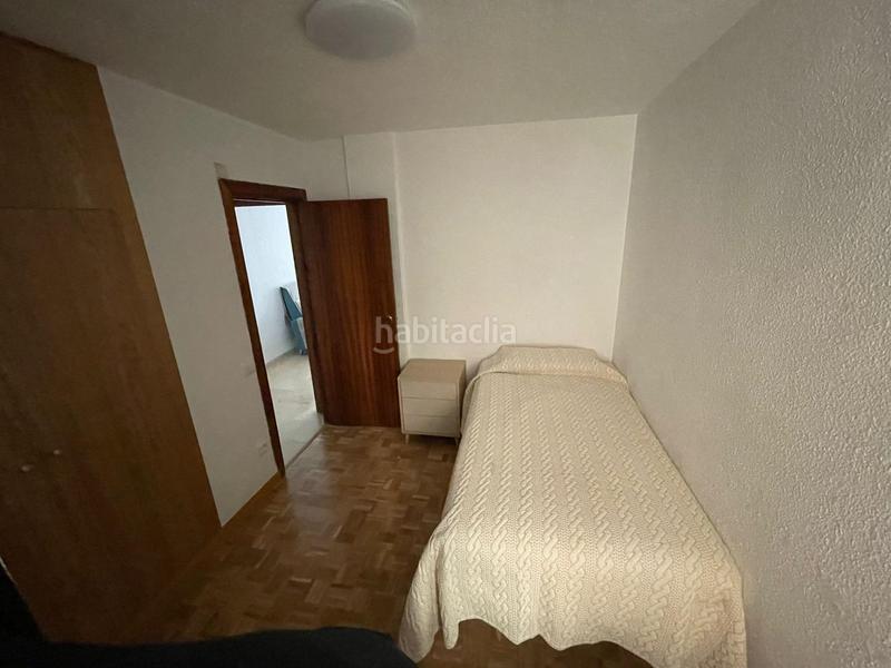Foto bbf013fc-e9df-46d3-87a7-4361d5b28e6a. Alquiler piso  para estudiantes amueblado en la zona de alhamar, genil,camino de ronda, barrio figares en Granada