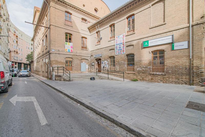 Foto e5a36d45-c3da-4ac1-9b71-9727aaa93bcc. Alquiler piso  para estudiantes amueblado en la zona de alhamar, genil,camino de ronda, barrio figares en Granada
