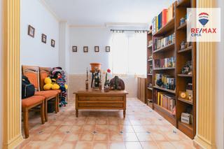 Rent Flat  Plaza plaza de santa adela, 29. Se alquila bonito piso en el centro de huéscar granada