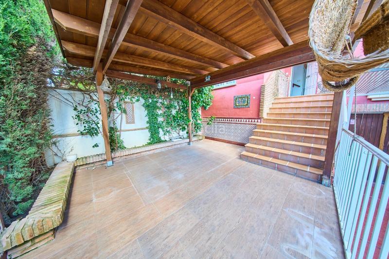 Foto 4ac8bc27-ea33-433a-a98d-c78e690d7859. Casa unifamiliar en venta en pulianillas espacio, confort y calidad de vida a 5min de granada en Pulianas