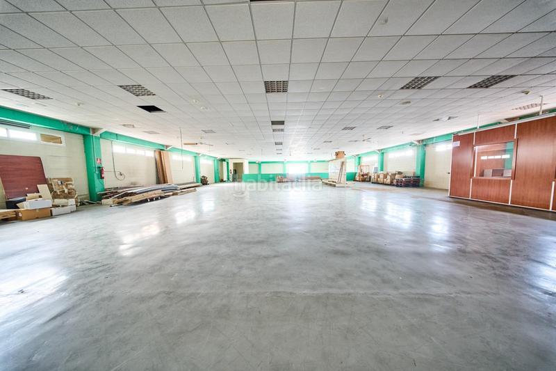 Foto 5a6e6720-9038-4104-bdbd-905514a54f11. Nau industrial a carretera de motril 48 a Polideportivo Alhendín