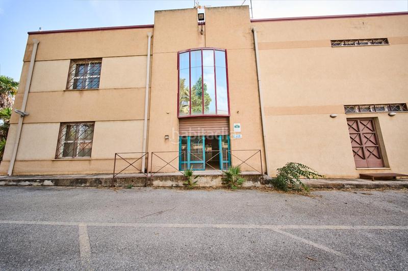 Foto c329a5fe-2e8a-417e-acee-7f3cddaa61e5. Nau industrial a carretera de motril 48 a Polideportivo Alhendín