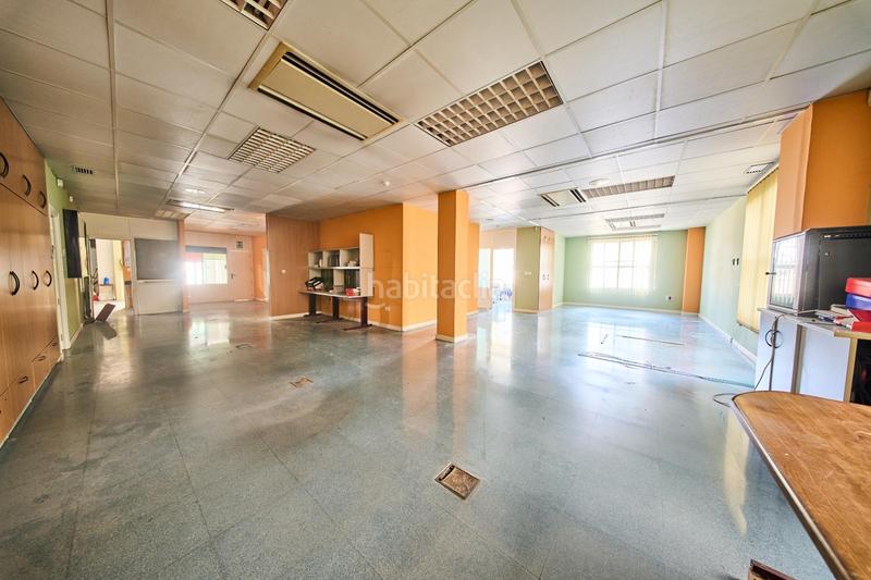 Foto ed88146d-4ba4-40e2-b311-bba37f25cfcf. Nau industrial a carretera de motril 48 a Polideportivo Alhendín