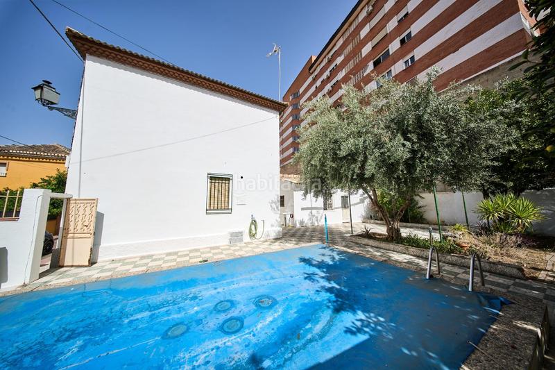 Foto 3de2e228-4e49-4a12-b194-45b4415740f7. Casa bifamiliare con parcheggio piscina in Crta. De la Sierra Granada