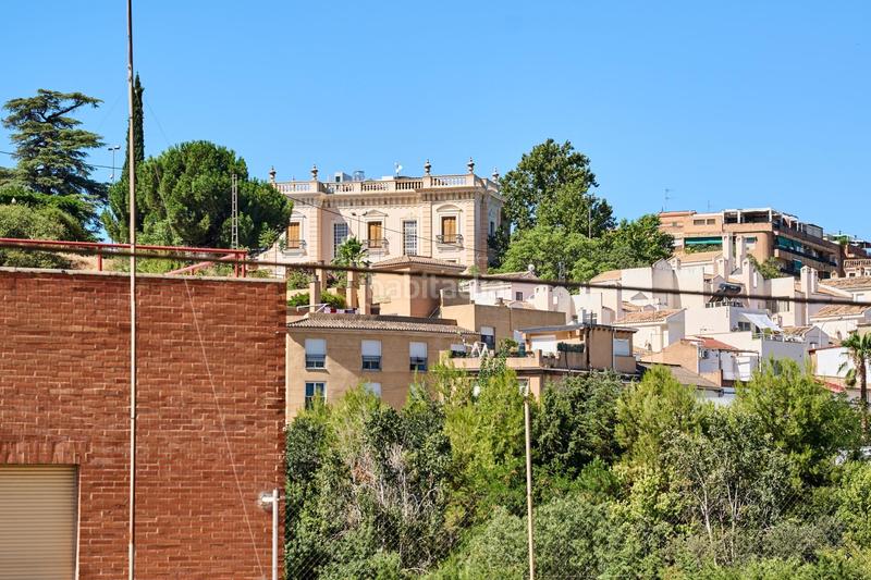 Foto e5d1844e-7a71-43c8-b59f-7932d986461f. Casa bifamiliare con parcheggio piscina in Crta. De la Sierra Granada