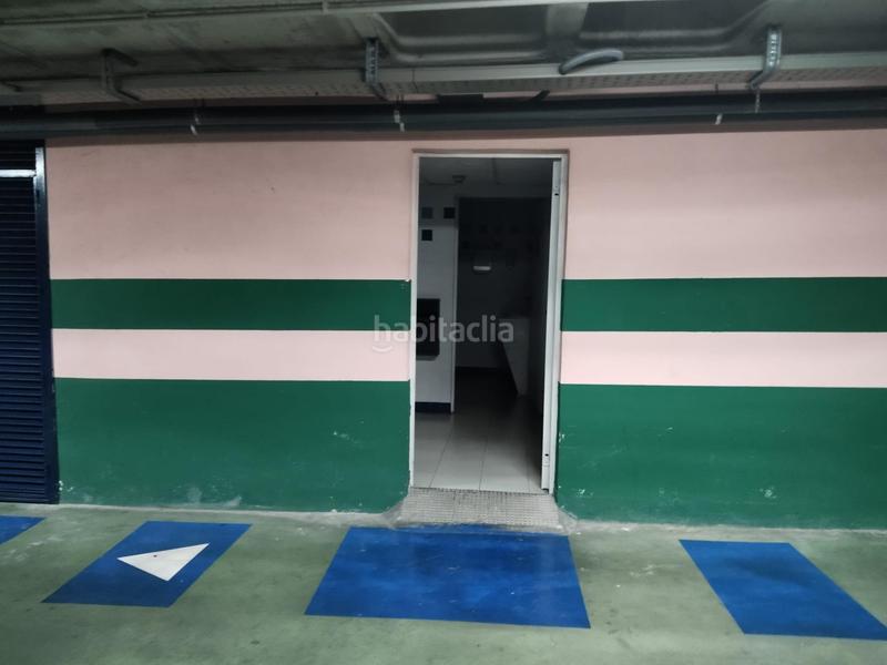 Foto 0c7cfdf8-b9f5-49f4-955a-7879aa49067d. Autoparkplatz in Camino de Ronda Granada