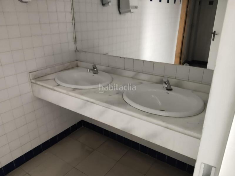 Foto e5ca3345-2e9d-4cc1-9595-6e060351f975. Autoparkplatz in Camino de Ronda Granada