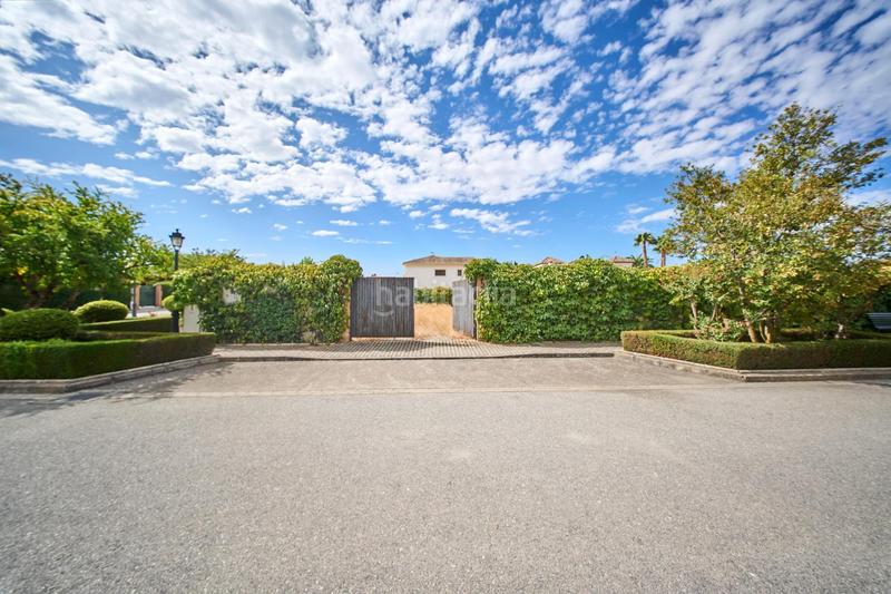 Foto f25a2f0e-156b-4563-a20a-366d01bf5389. Terreno residencial en urbanizacion de la romana 5 última parcela en la romana Ambroz 1.000 m en Vegas del Genil