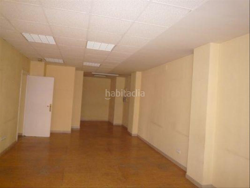 Foto 30ff6744-17fd-4829-9c87-fe5dcc9ef5e2. Rent business premise in calle calle del cristo de medinaceli in Granada