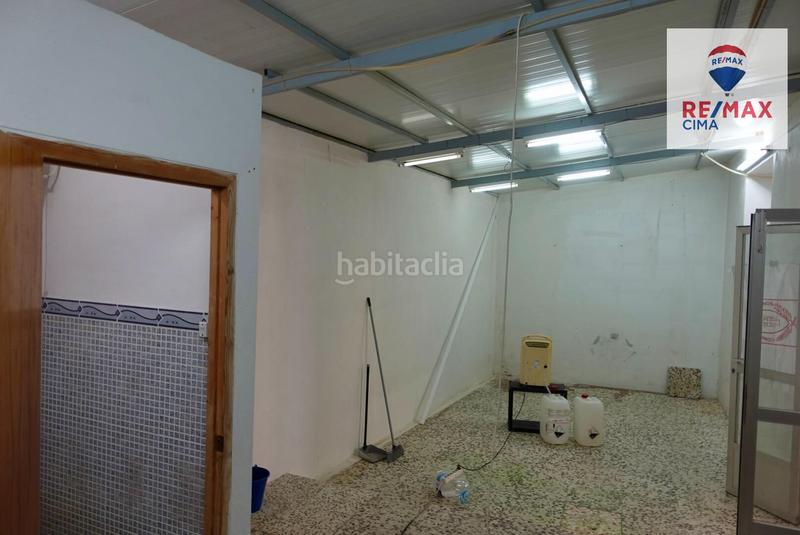 Foto 06d51b82-f88e-4934-ab4f-3cb8325db8af. Lloguer local comercial a calle perez 2 a Cúllar
