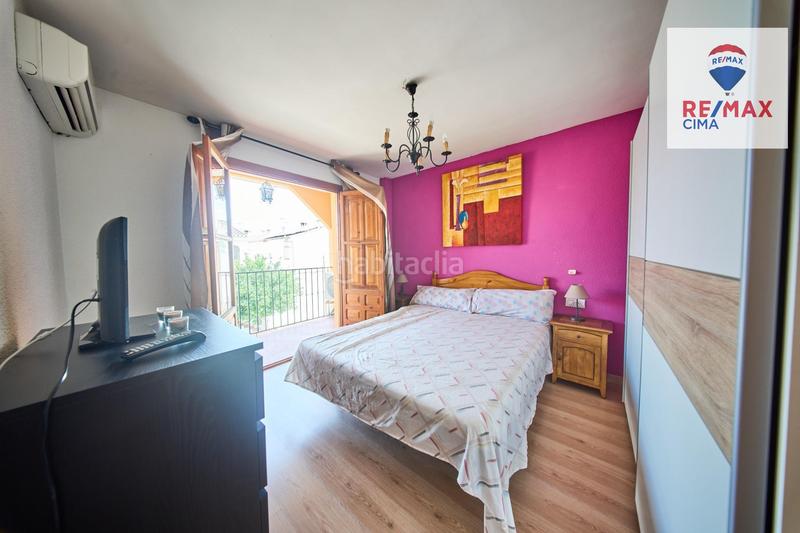 Foto b0d1387a-8da0-4008-bbc2-dd452b752b67. Semi detached house in calle sevilla (be) 8 in Belicena Vegas del Genil