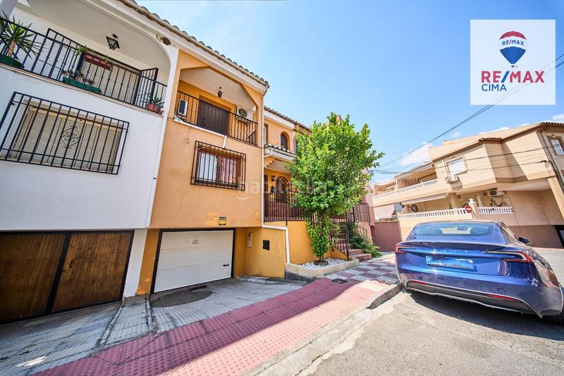 Foto da719d7d-f23b-46ac-aeed-d3e0bb9b8495. Semi detached house in calle sevilla (be) 8 in Belicena Vegas del Genil
